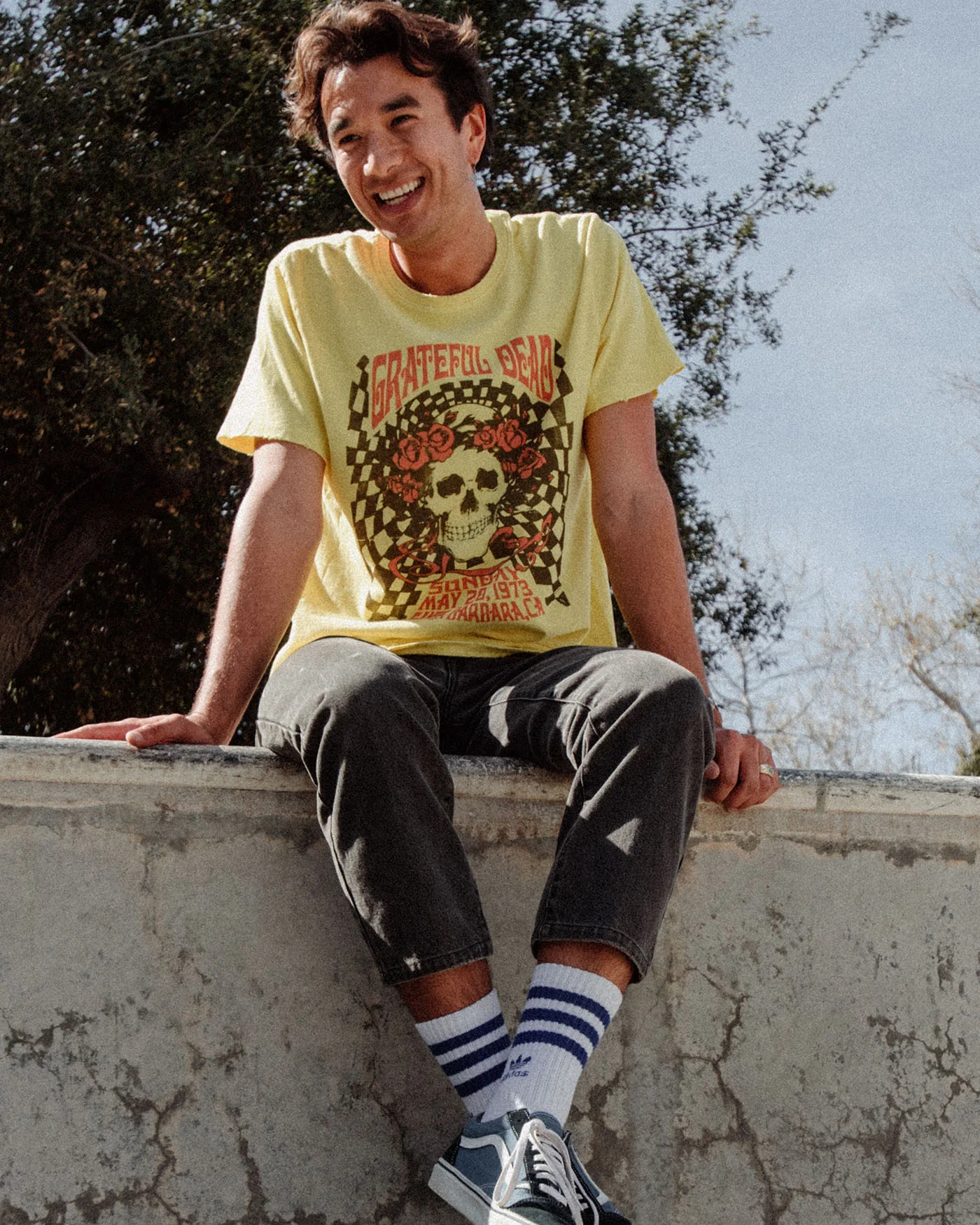 Grateful Dead Santa Barbara Vintage Tee - Image 2