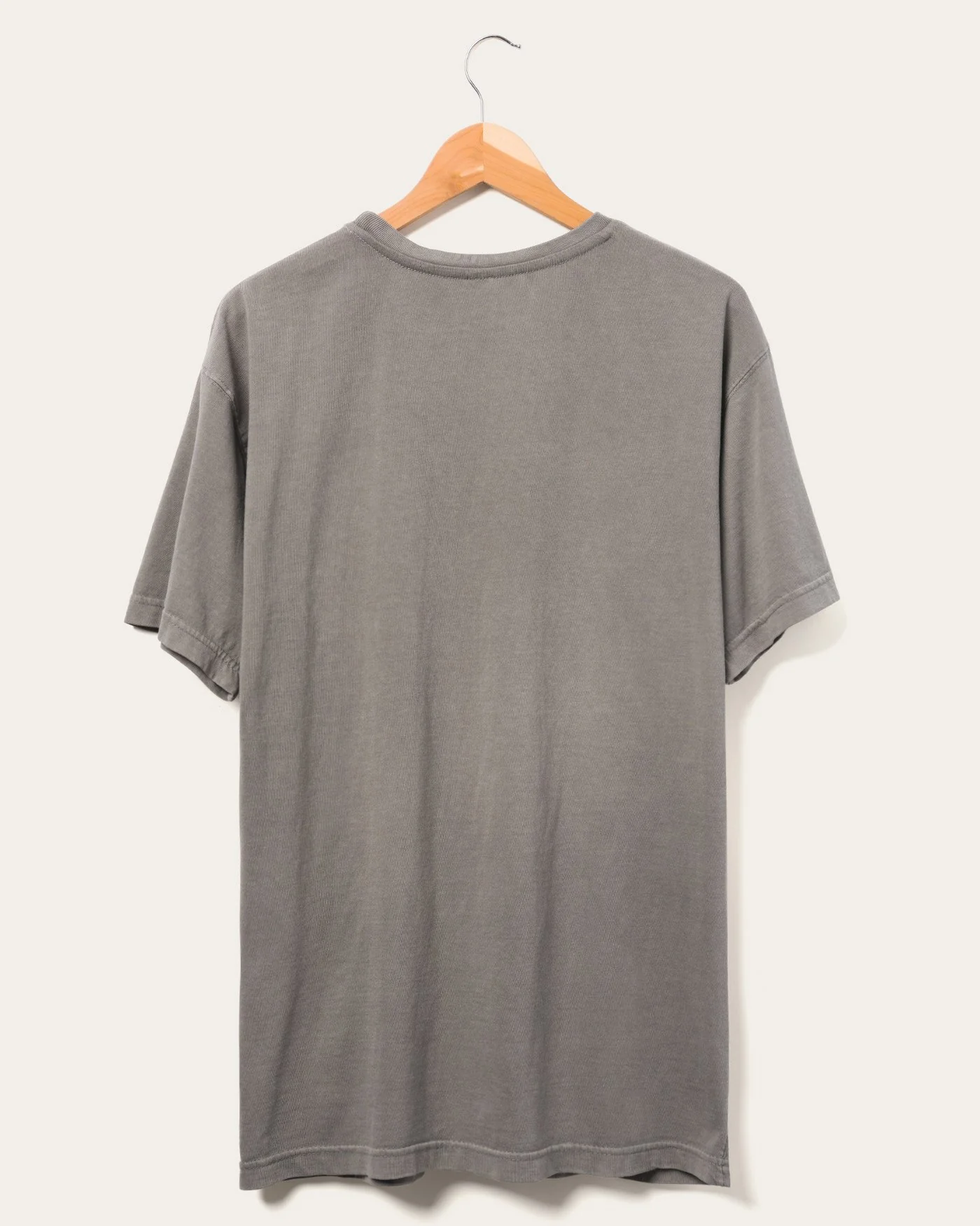 NFL Infinite Vibe Buccaneers Flea Market Tee - Image 6