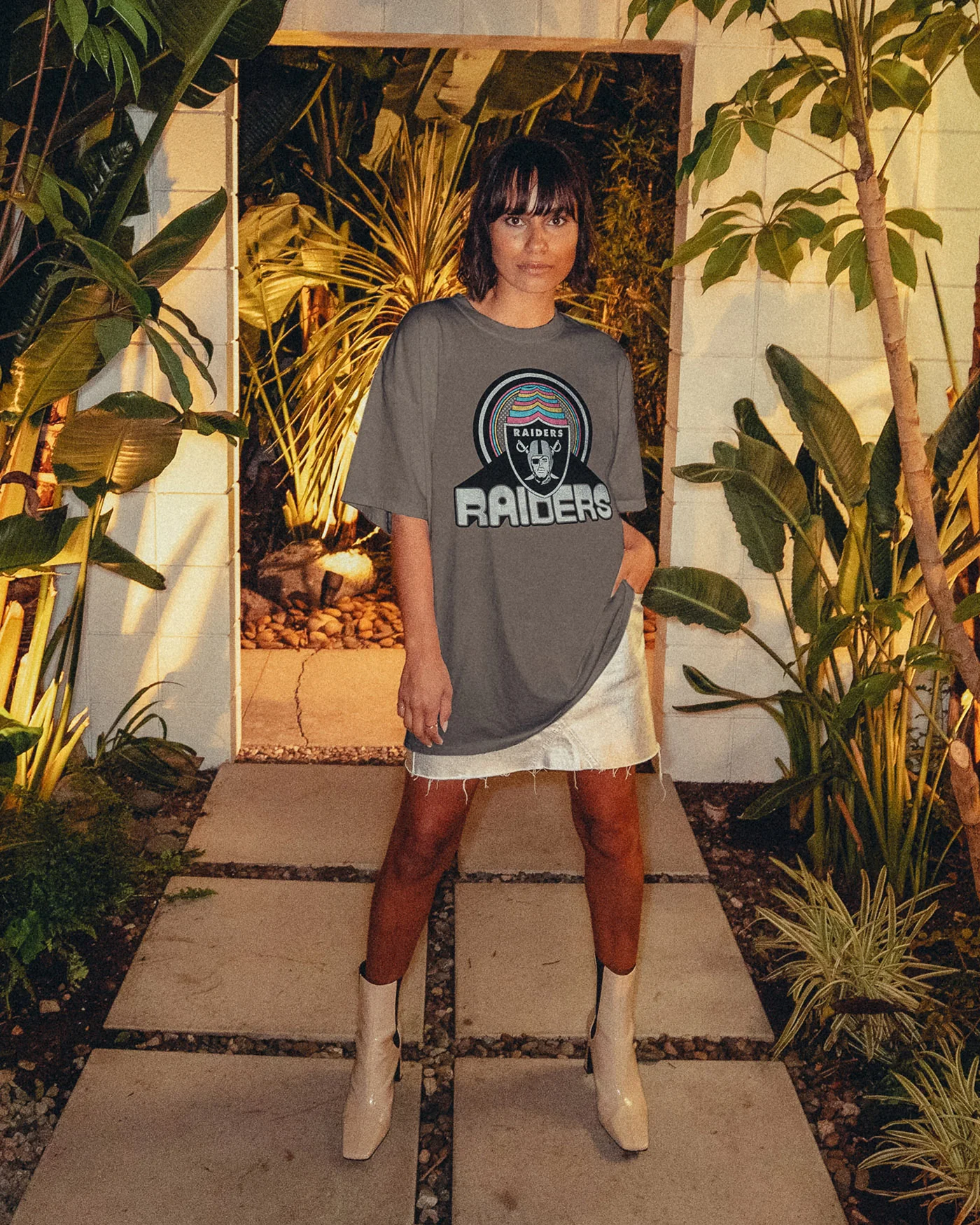NFL Infinite Vibe Raiders Flea Market Tee - Image 2