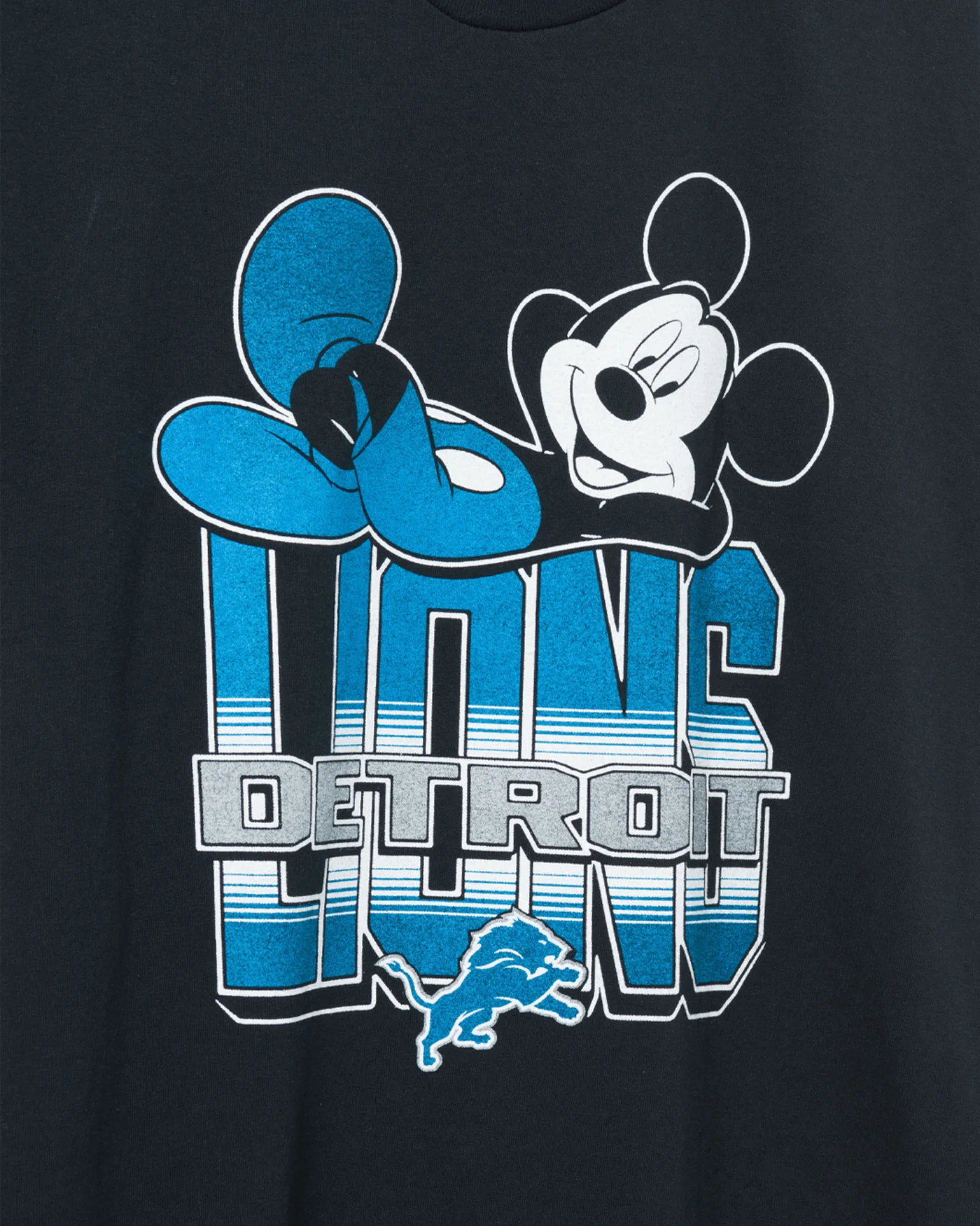 Detroit Lions Mickey Kick Back Tee - Image 3