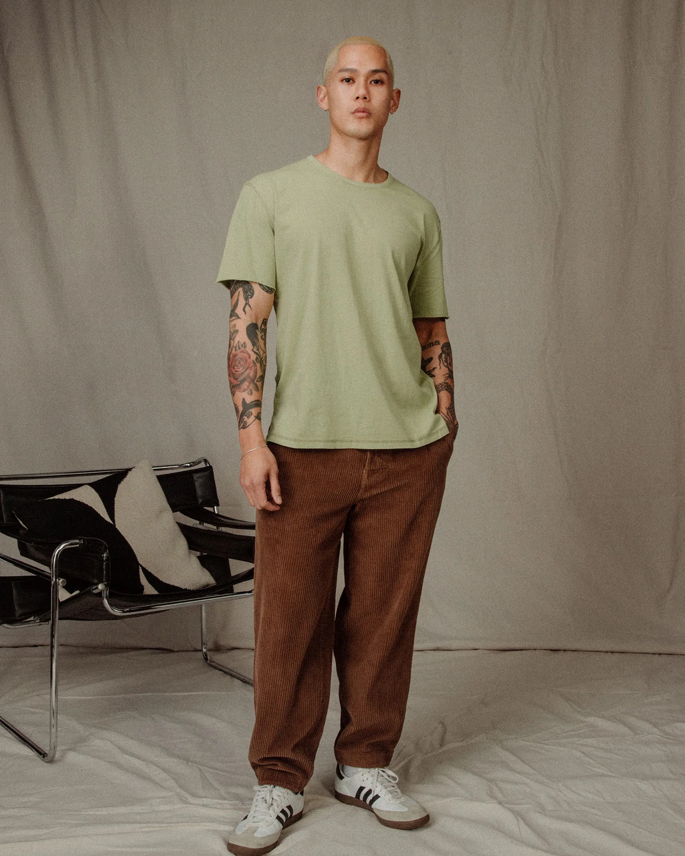 Mens Easy Tee - Image 2
