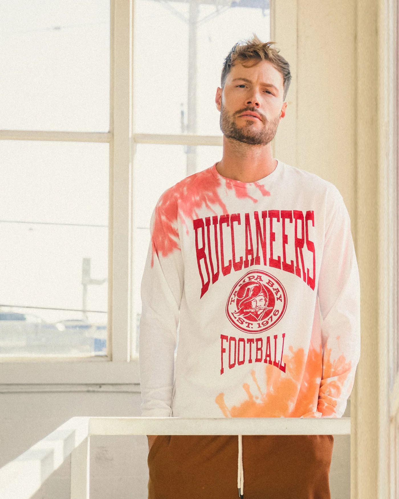 NFL Tampa Bay Buccaneers Tie Dye Long Sleeve Flea Market Tee - Image 2