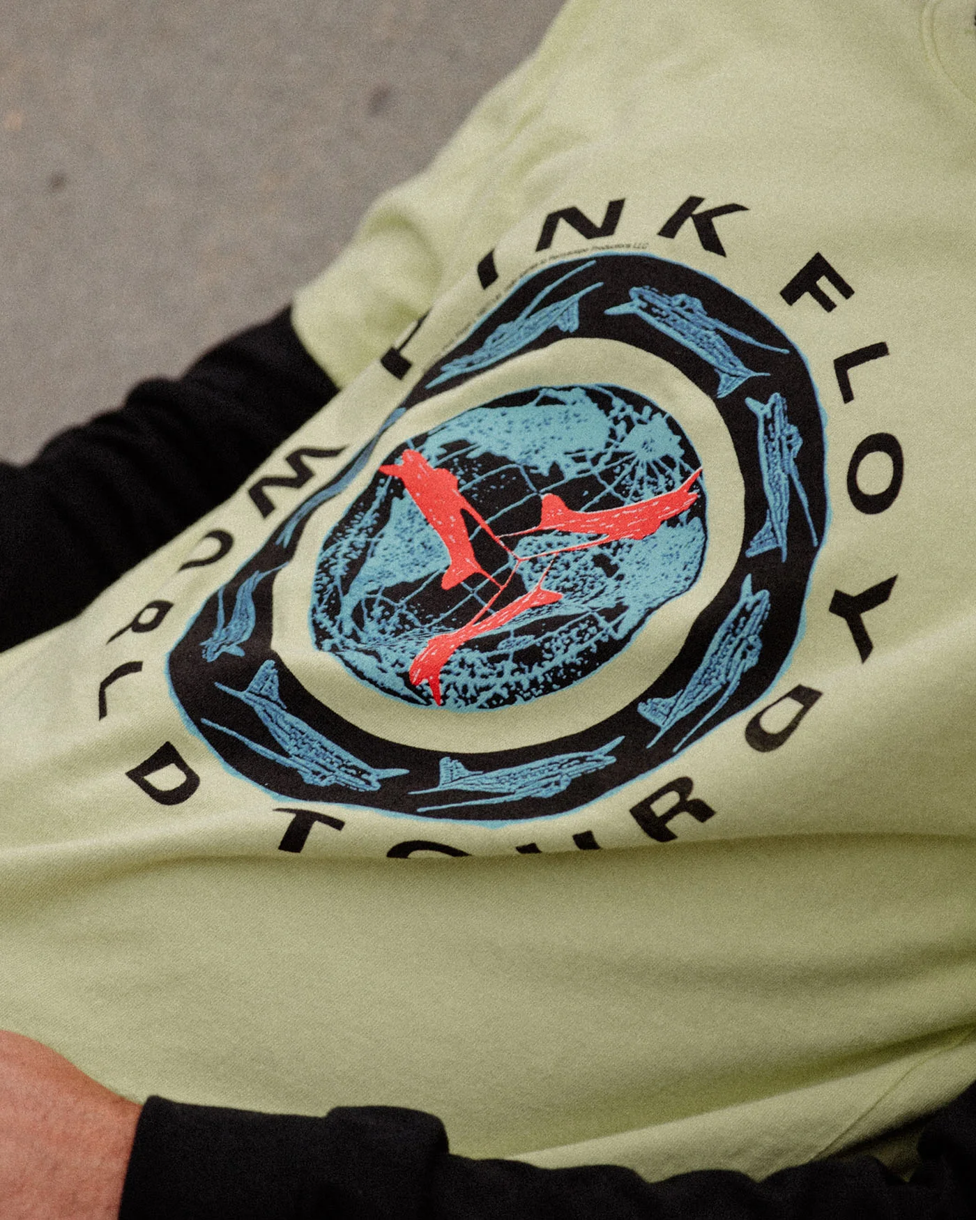 Pink Floyd Circle Vintage Tee - Image 4