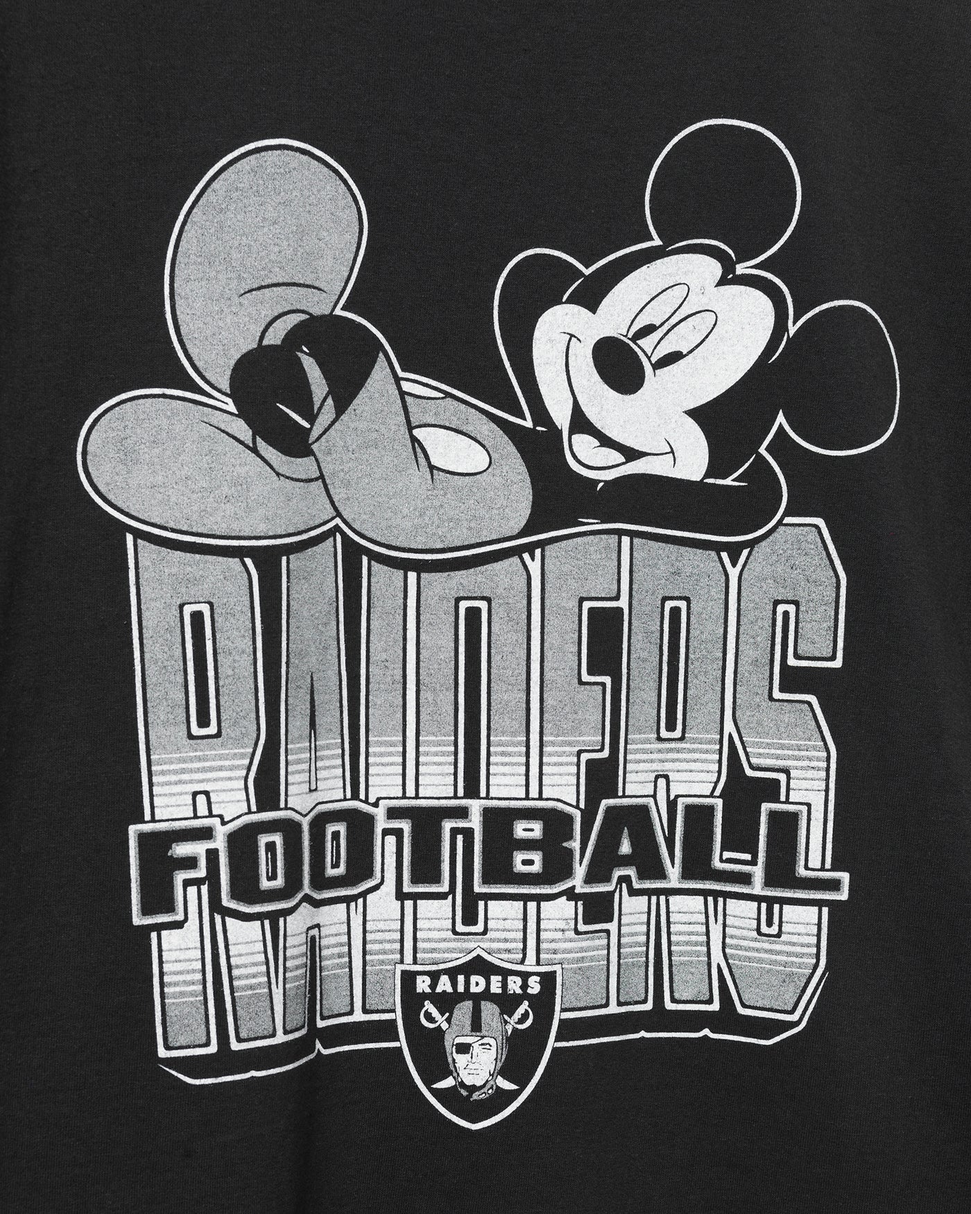 Las Vegas Raiders Mickey Kick Back Tee - Image 3