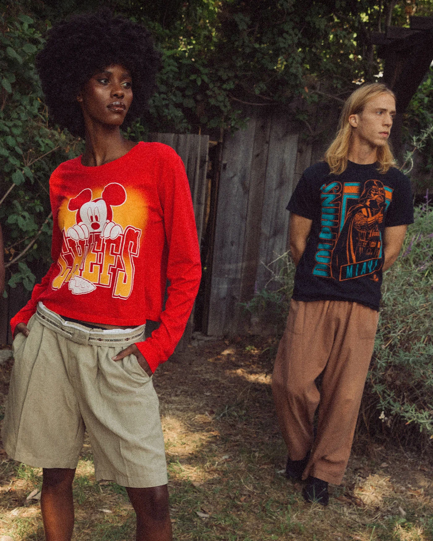 Women's Kansas City Chiefs Mickey Hang on Crop Long Sleeve - Image 2