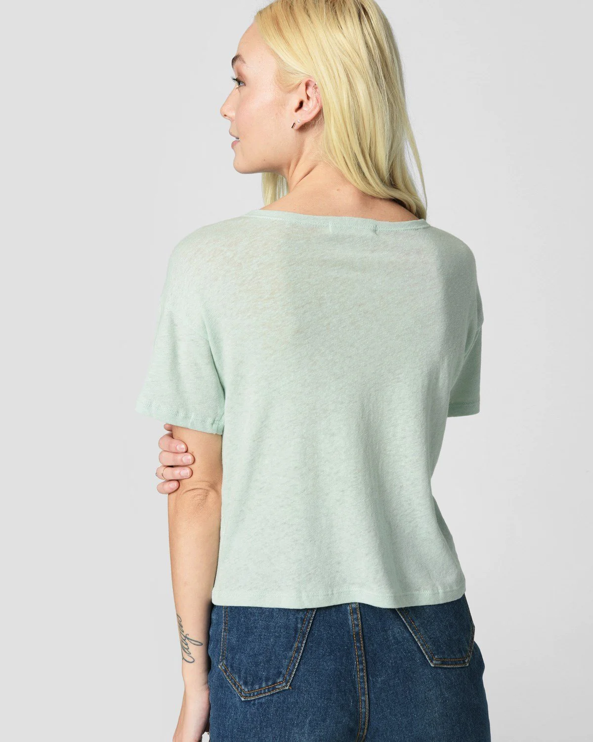 WOMENS CROP LINEN TEE *SALE* - Image 2