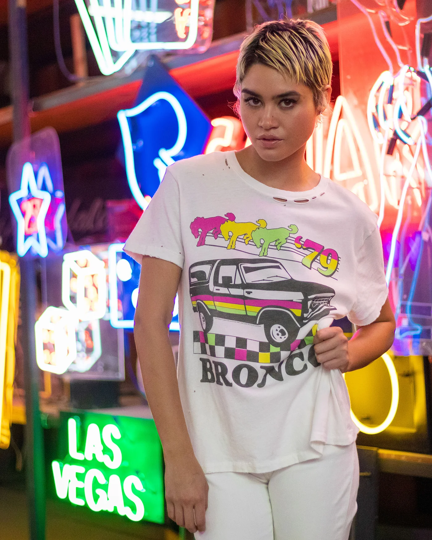 Women's Ford Bronco '79 Vintage Destroy Tee - Image 2