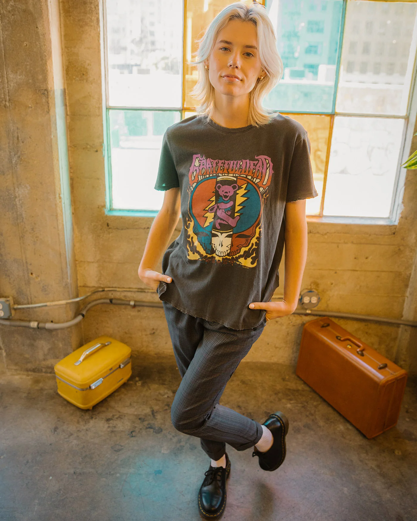 Women's Grateful Dead Dancing Bear and Skull Vintage Tee - Image 3