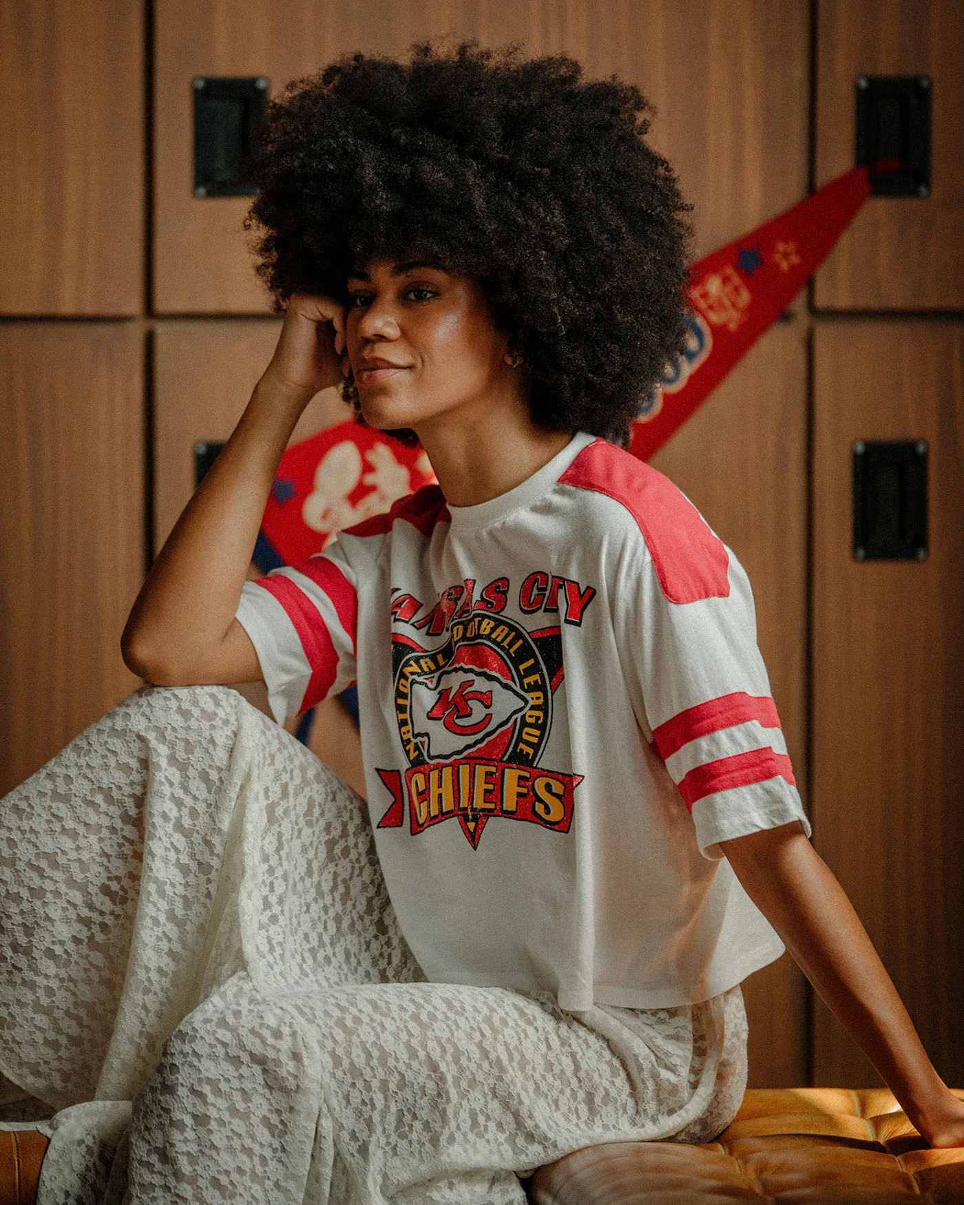 Women's Kansas City Chiefs Striped Crop Tee - Image 2
