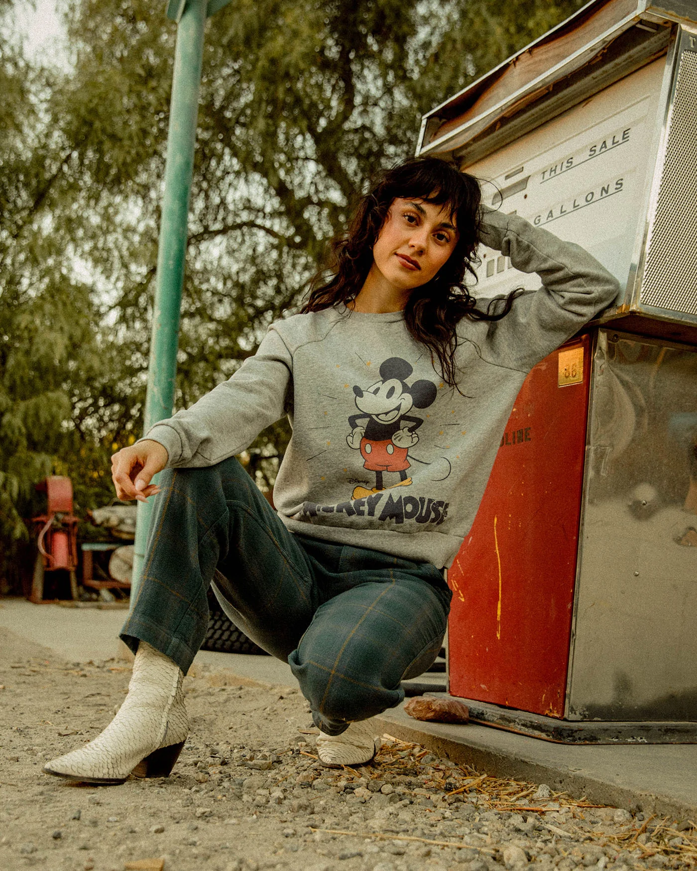 Women's Mickey Mouse Vintage Raglan Crew Fleece - Image 3