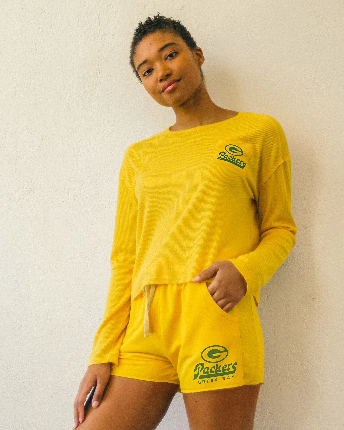 Women's NFL Green Bay Packers Long Sleeve Pocket Thermal - Image 2